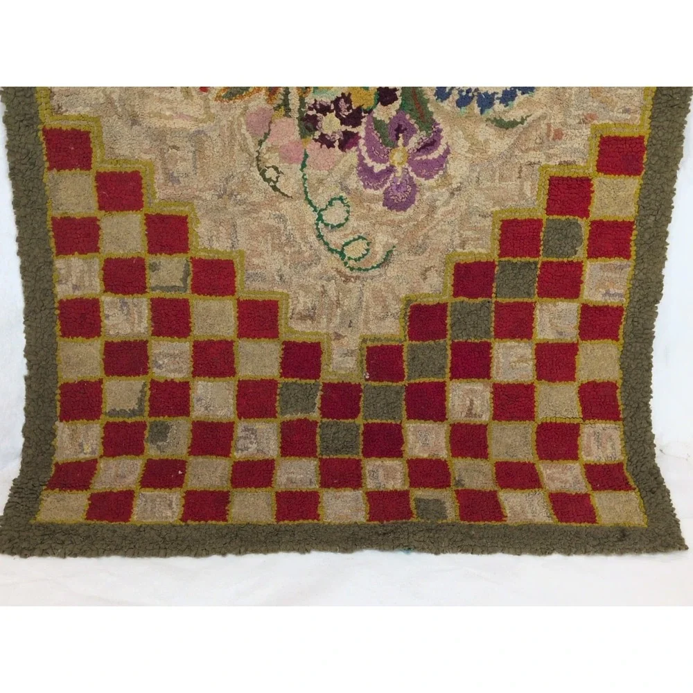 VTG Antique Hooked Rug Large 76